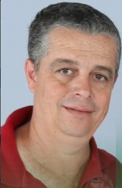 André